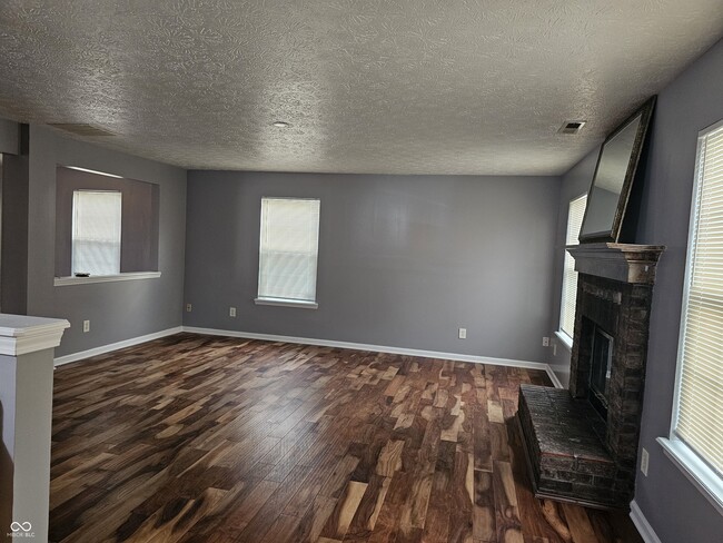 Photo - 9114 Robey Meadows Ln