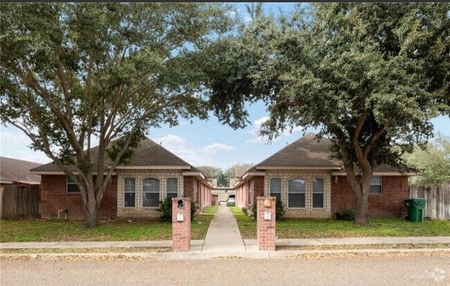 Building Photo - 1800 S Ironwood St Unit 4 Rental