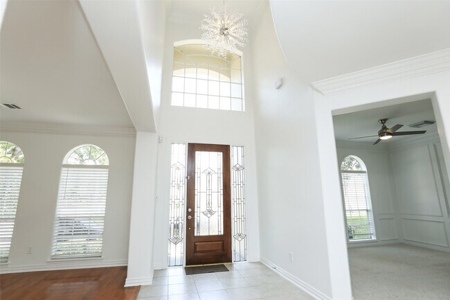 Building Photo - 1715 Cottage Landing Ln
