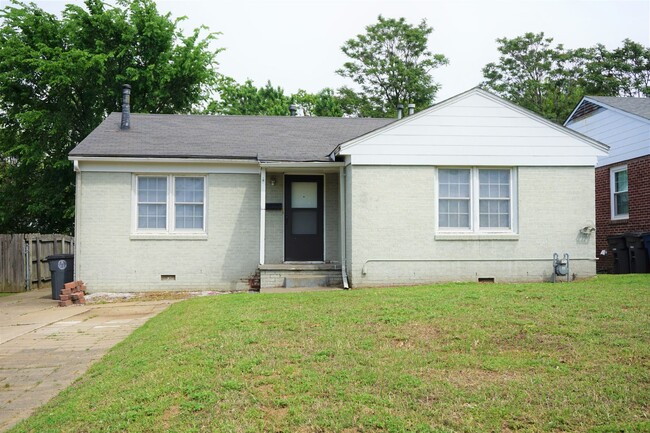 Move In Ready! Cute 3 Bedroom 2 Full Baths! - Move In Ready! Cute 3 Bedroom 2 Full Baths! House