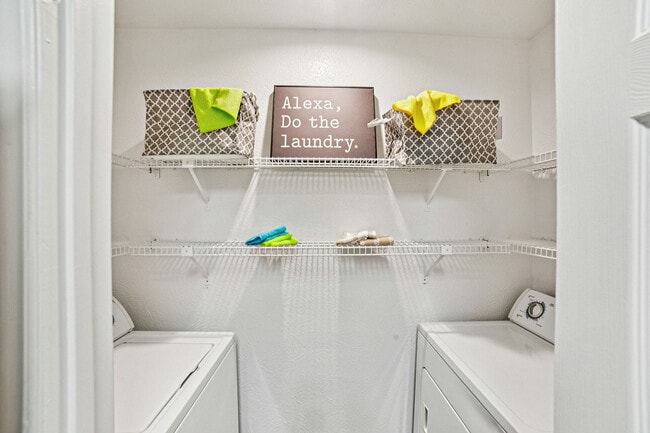 Photo - Lakes at Lincoln