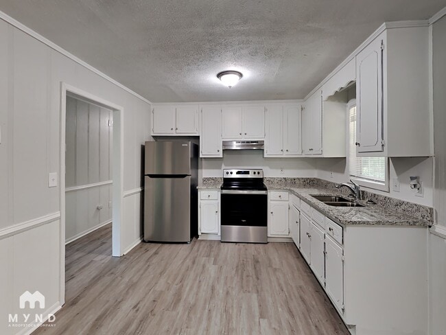 Photo - 10140 Morris Dr SW