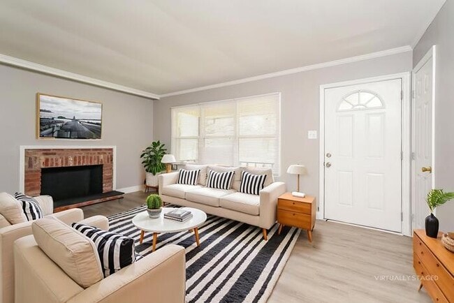 Photo - 5018 Shoreline Dr