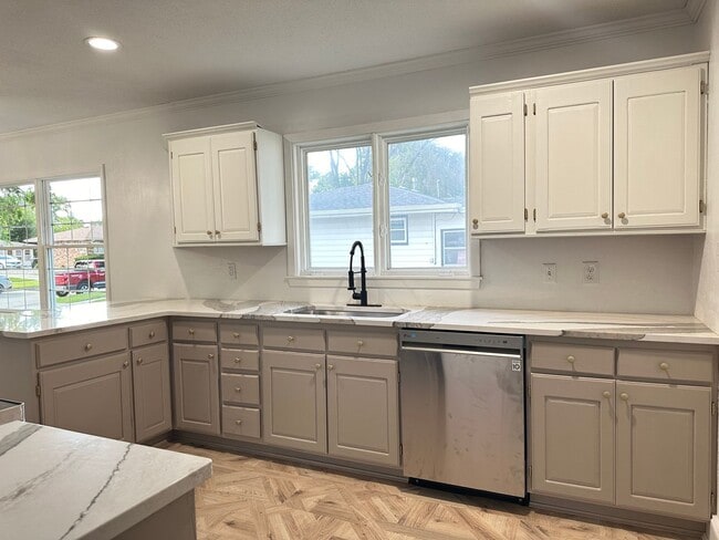 Photo - Modern 3+ Bedroom House in Cooper School N...