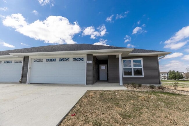 NEWLY BUILT BEAUTIFUL 2BD/2BA HOME! - NEWLY BUILT BEAUTIFUL 2BD/2BA HOME!