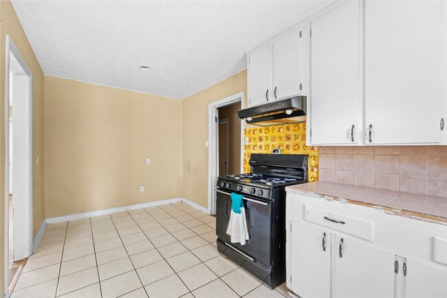 Photo - 1504 Harris Ave