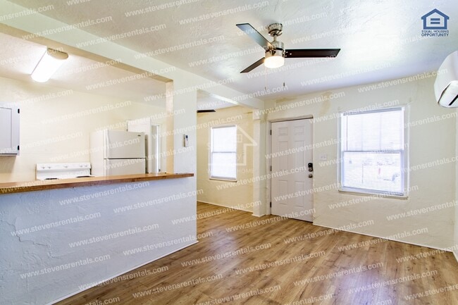 Photo - 1308 NW Williams Ave