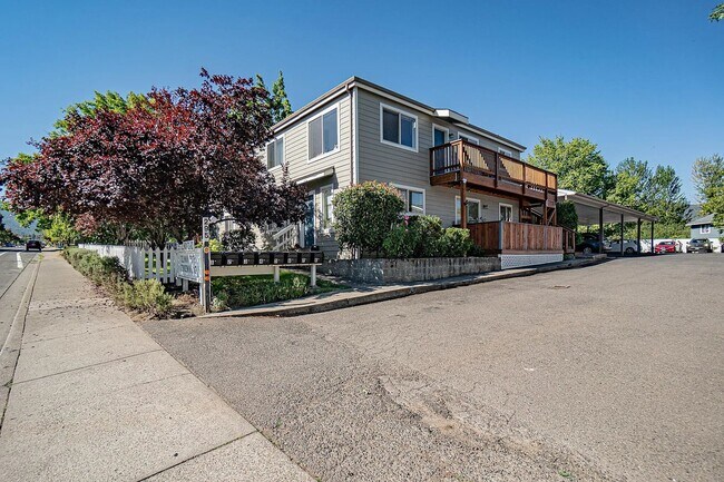 Photo - Two bedroom, Two bath Ground Floor Townhouse | Available Now