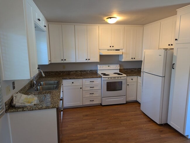 Photo - 1312 Broad St Unit B