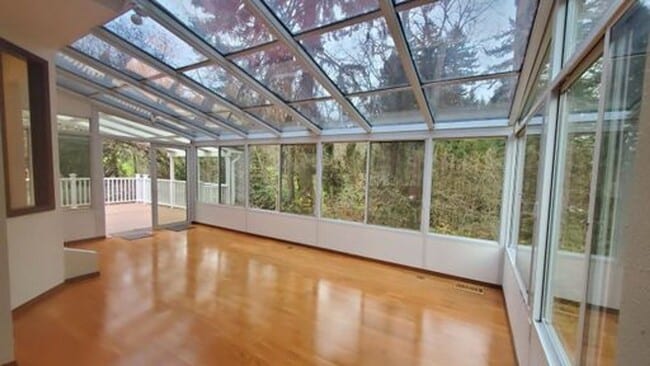 Photo - Cedar Mill Hidden Gem!!