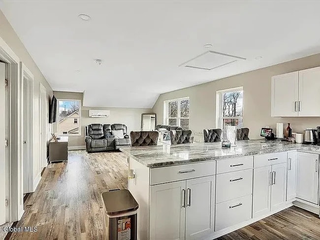 Photo - 22 Maplewood Ave