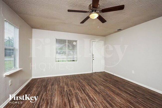 Photo - 6244 Hartman Rd