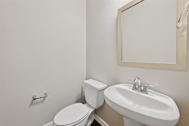 Building Photo - 4018 Martin Ridge Dr