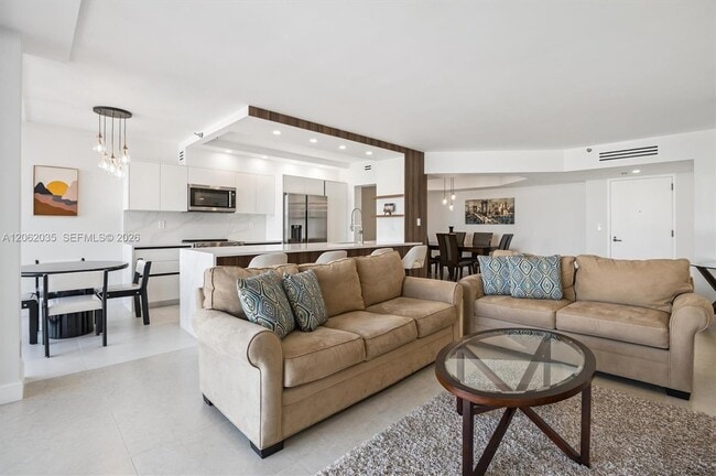 Photo - 19707 Turnberry Way Unit 12L