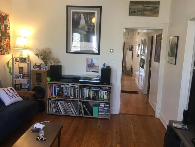 Photo - 2319 W School St Unit #1