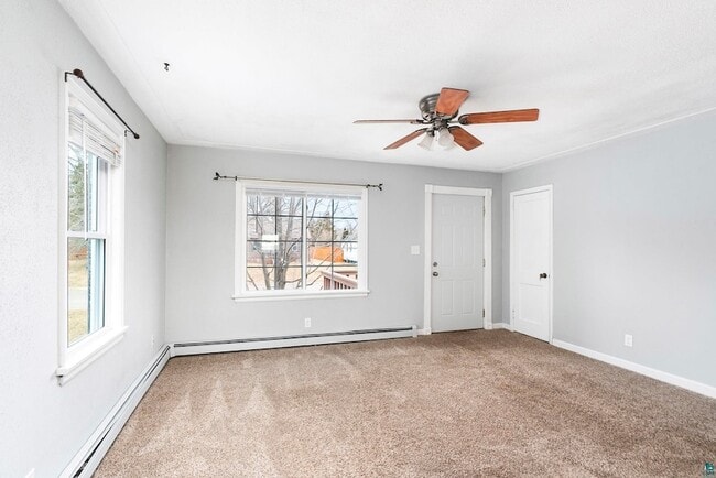 Photo - 5116 Ivanhoe St