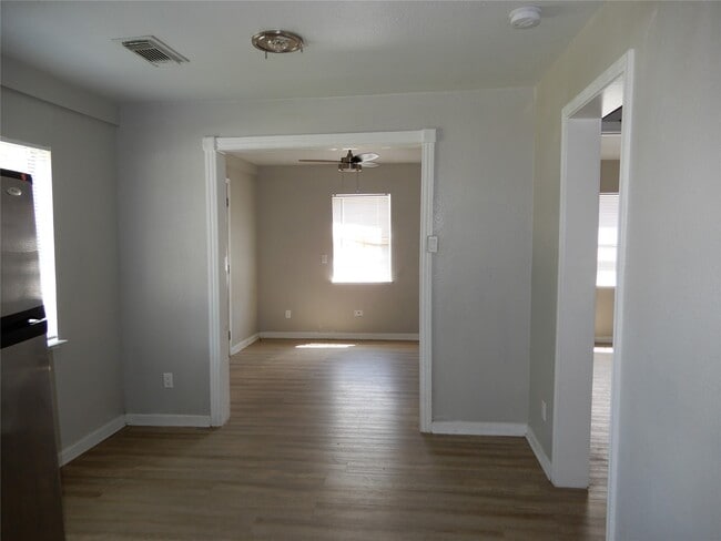 Photo - 3804 Lelia St