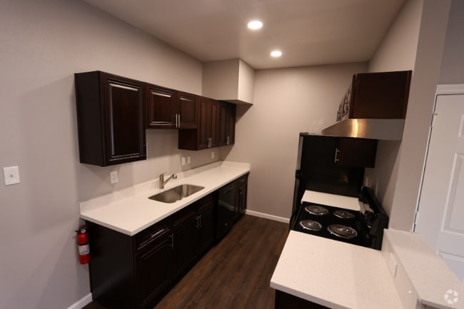 Building Photo - 8800 Westplace Dr Rental