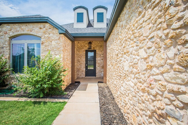 Photo - 23 Wilshire Blvd