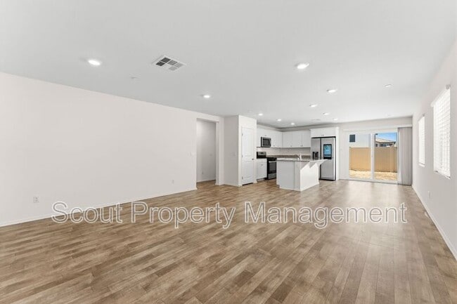 Photo - 28841 Cutlass St