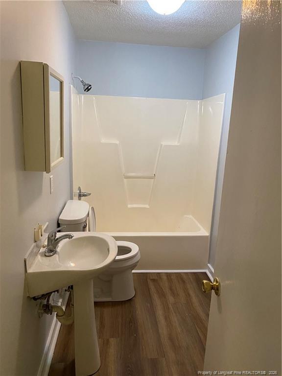 Photo - 1146 Parker St