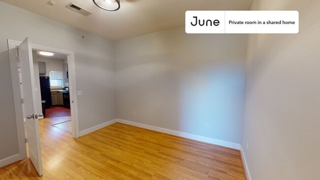 Photo - Room in Shared 4 bed/4 bath home Unit D