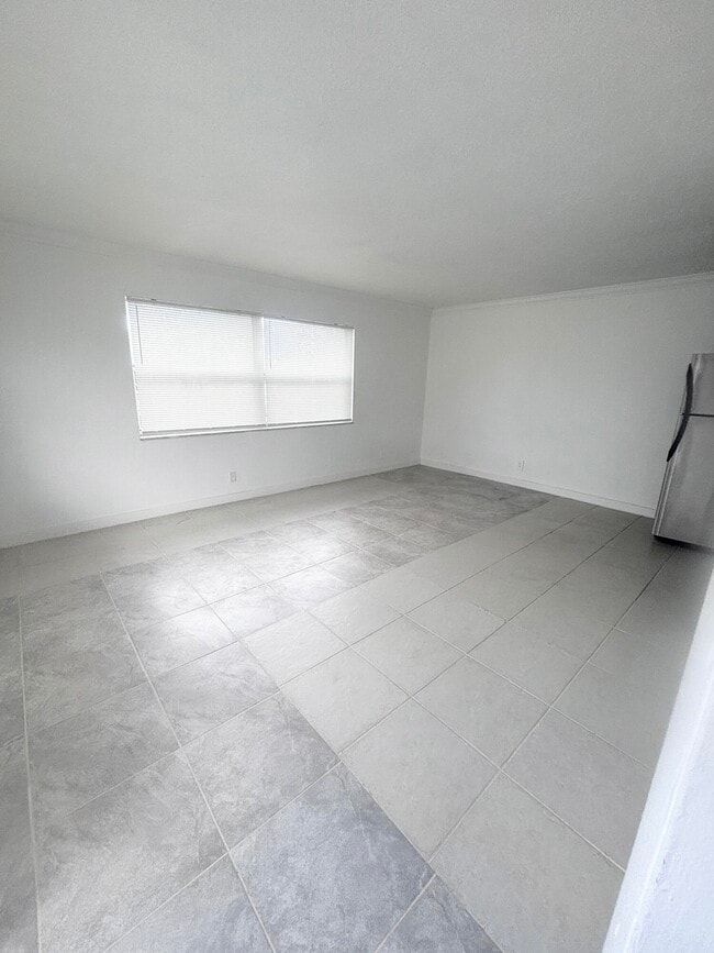 Photo - 531 C St Unidad 6