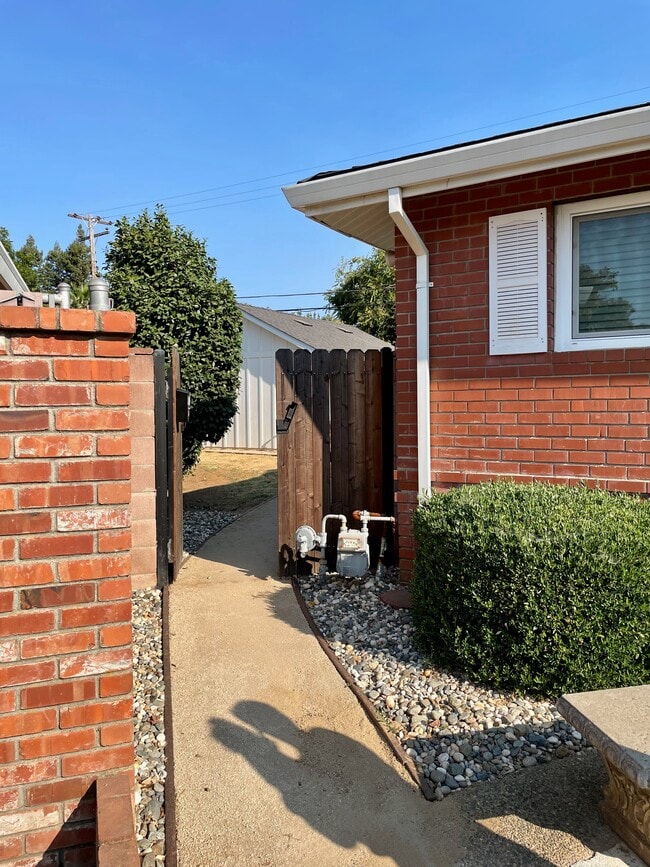 Photo - 41 Manley Ct