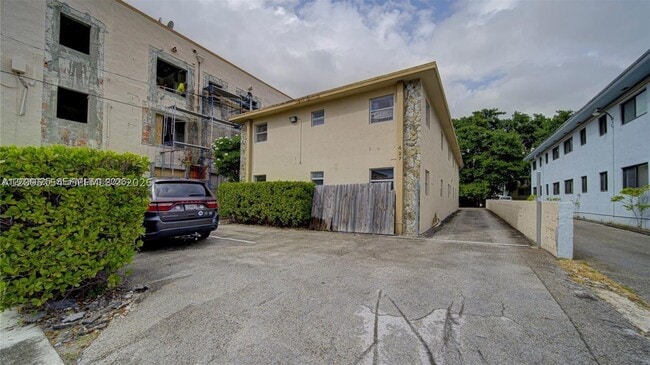 427 SW 6th St Unidad 2