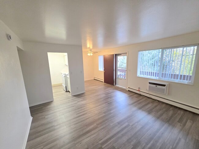 Photo - Aspen Leaf Apartments