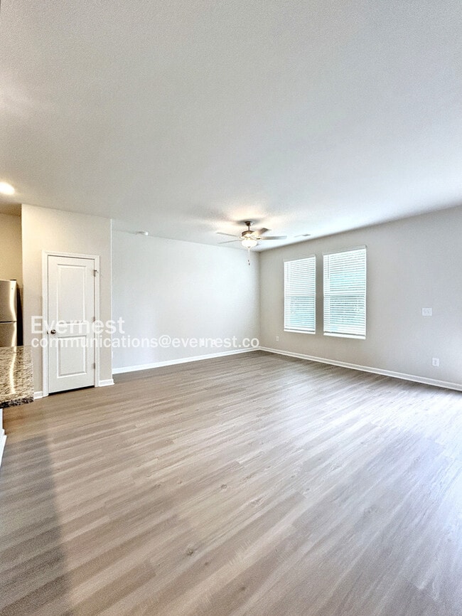 Photo - 2148 Willow Glen Dr