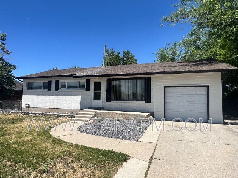 Photo - 1001 East Sego Lily Drive