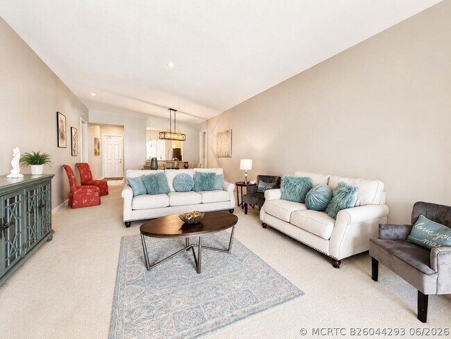 Photo - 35 Harbour Isle Dr W Unit 202