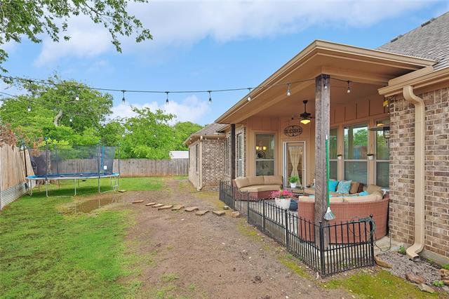 Photo - 342 W Huffman St