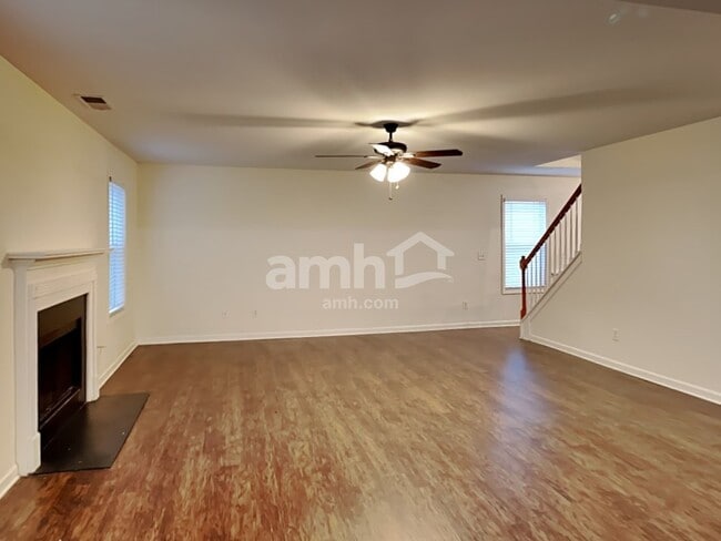 Photo - 3598 Darcy Ct