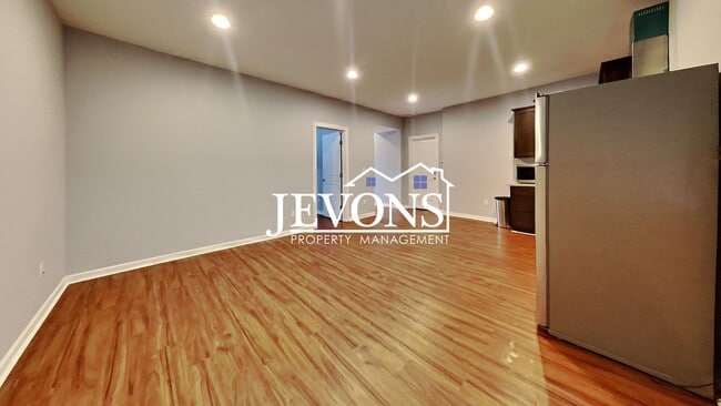 Photo - Discover this charming ADU near Golden Gardens Park and entertainment!