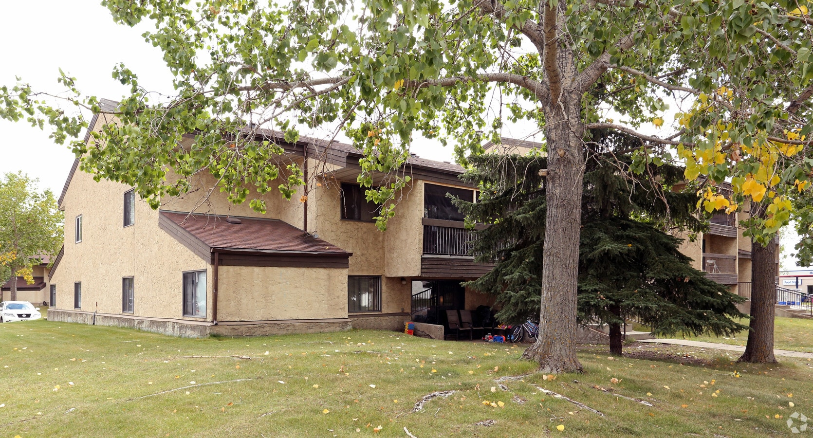 Photo - Greenview Apartments