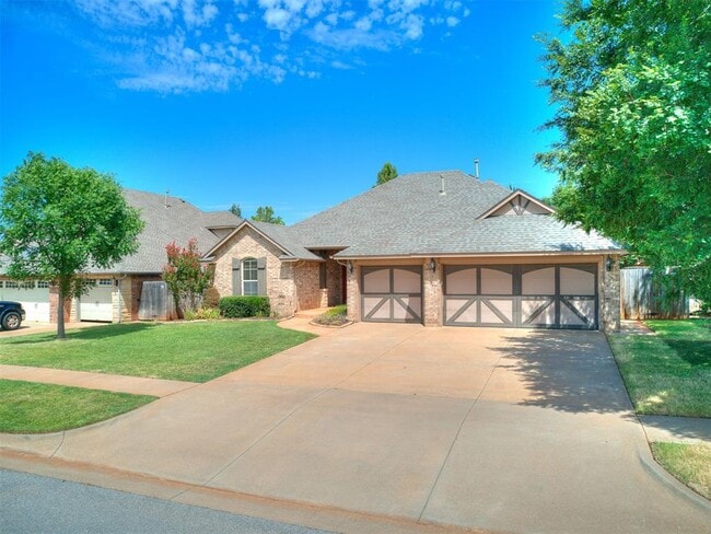 805 NW 193rd St