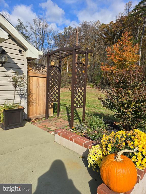 Photo - 1951 Conestoga Rd