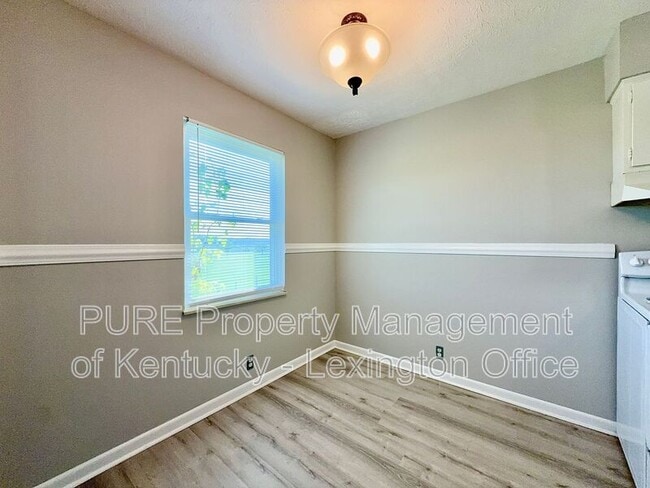 Photo - 1517 Steadmantown Ln Unit 4