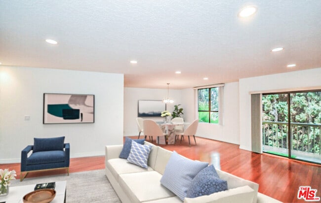 Building Photo - 4444 Wilshire Blvd Unit 204 Rental