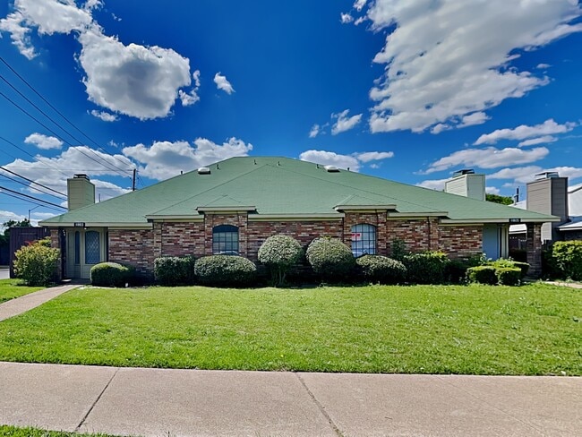 Building Photo - 11903 Garden Terrace Dr Rental