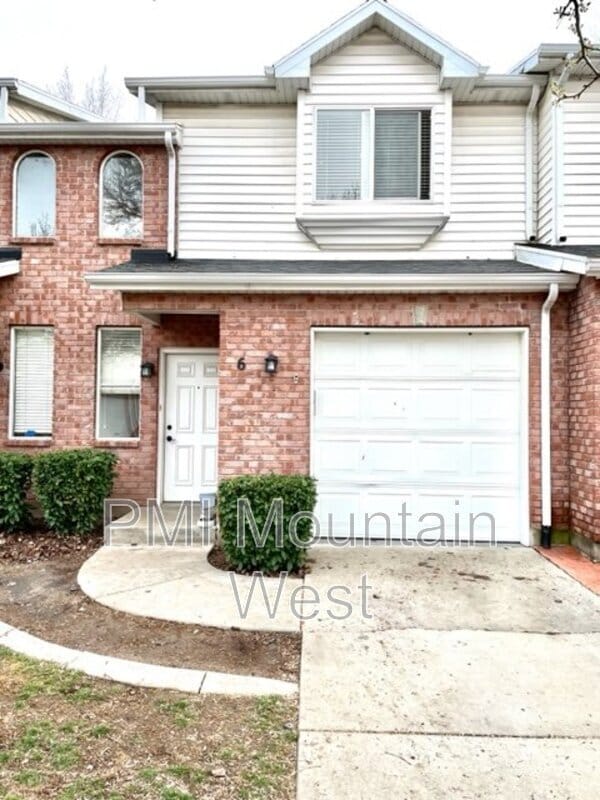 Photo - 55 Peregrine Ln