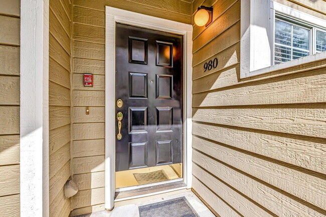 Photo - charming 1-bedroom, 1-bathroom home located on the ground level overlooking the green belt in Par...