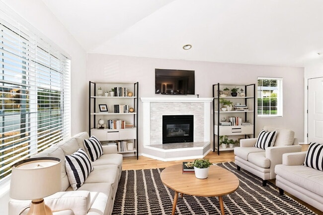 Freshly Updated 4BR Home with Fully Fenced Yard in Monroe- Available NOW for RENT!