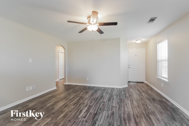 Photo - 5907 Treasure Cove Rd