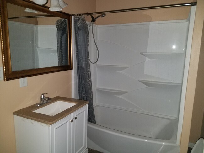 Photo - 3123 Urquhart St Unidad Rear