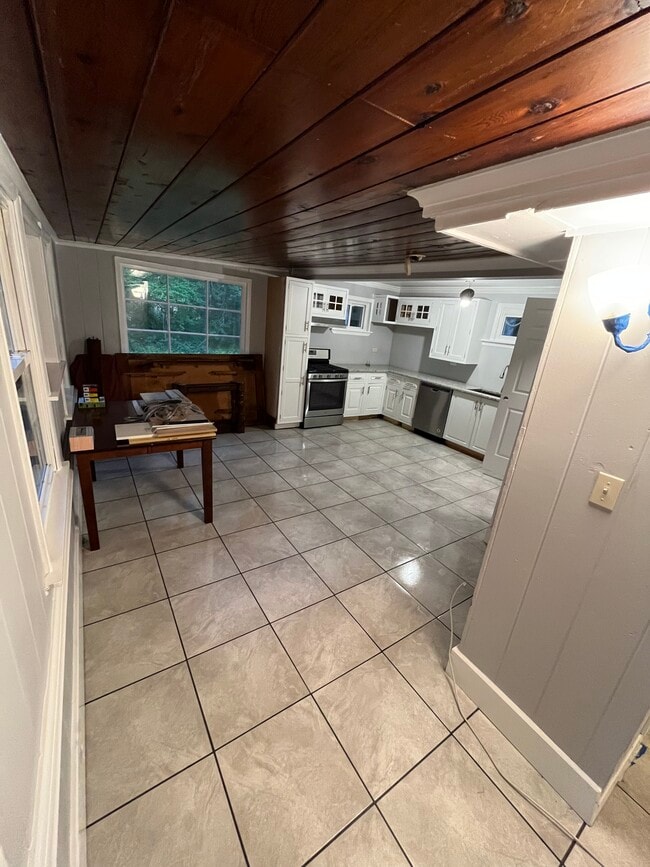 Photo - 8 Dixon Ln Unidad Rear