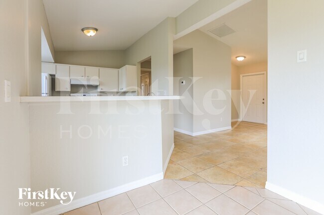 Photo - 3752 Vehlin St