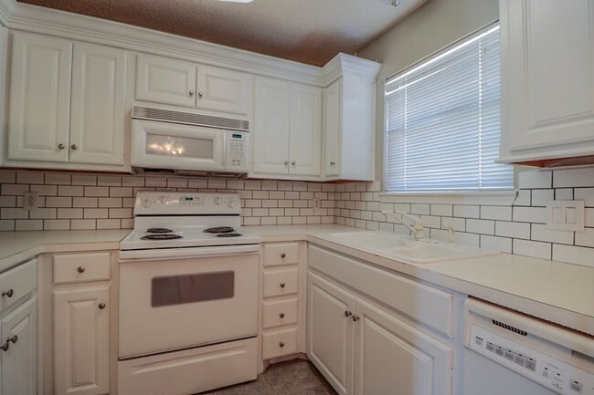 Photo - 6716 4th St Unit A - BL